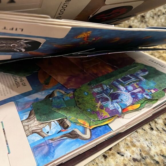 The world of Warcraft pop up book NEW - Picture 11 of 15